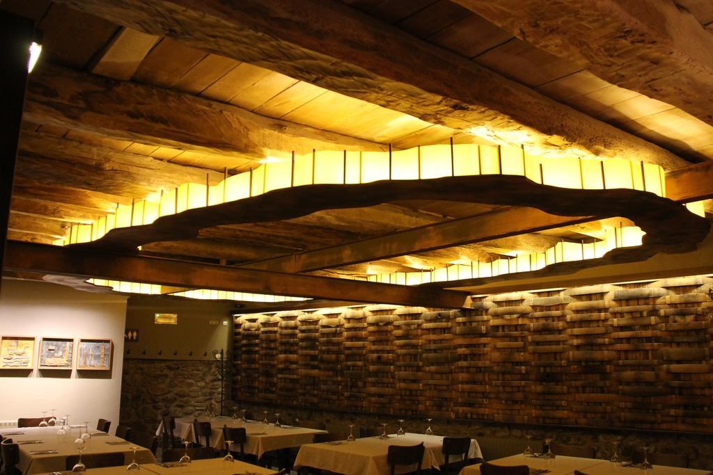 Hotel Diamo Castejon De Sos Luaran gambar