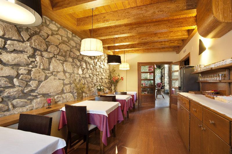 Hotel Diamo Castejon De Sos Luaran gambar